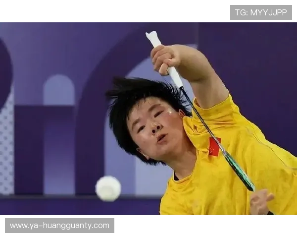 何冰娇每天喝的水比我一个月工资还贵