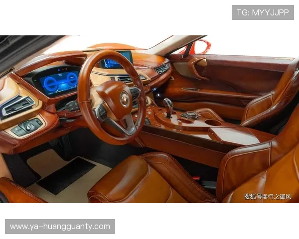 孔帕尼退役三年，家里车库还停着七辆超跑