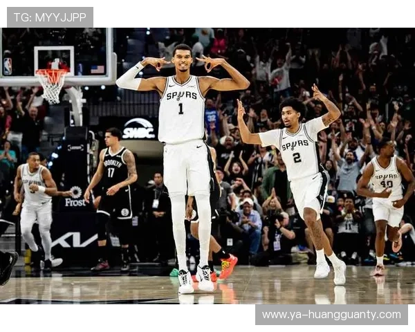 文班亚马高位策应重塑马刺进攻，顶级护筐筑起禁飞区