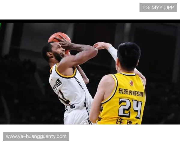 判罚标准以犯规严重性与比赛影响为判定依据