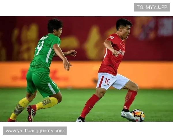阿隆索与维拉蒂在传球精准度与中场调度上出现分散趋势 阿隆索与维拉蒂在传球精准度与中场调度上出现分散趋势